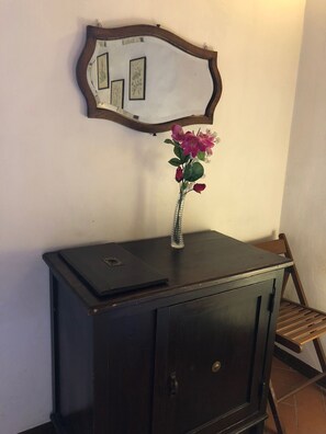 City Quadruple Room, Multiple Beds, Non Smoking, City View | Room amenity - Vellutini Number One (Florence)