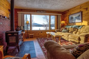 Smart TV, ping pong, stereo - Saddleback Lake Lodge 29 | Nice Cottage with Shared Water Access (Rangeley)