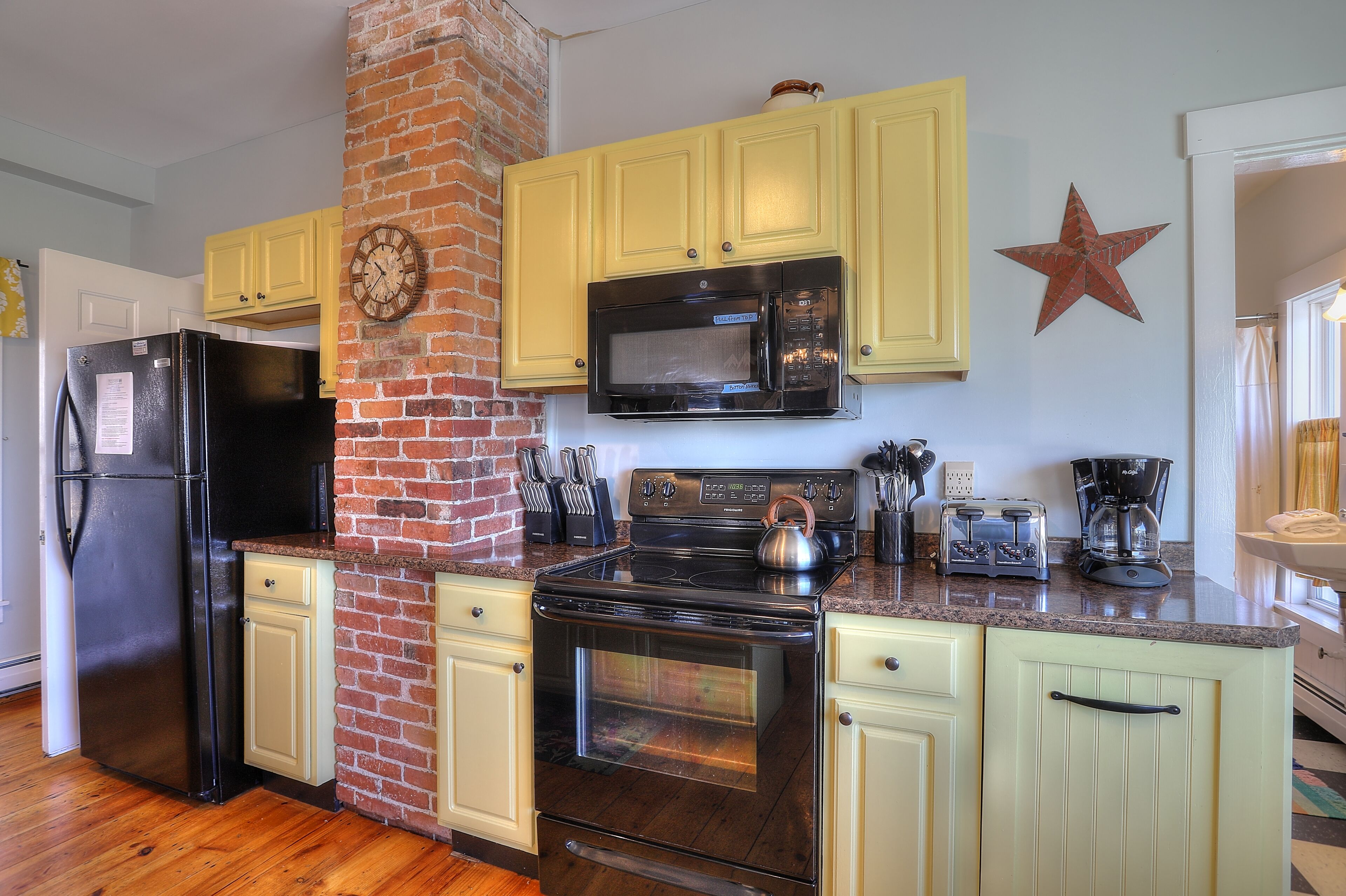 Village Walk - waterfront in Rangeley