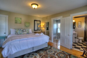 6 室のベッドルーム、アイロン / アイロン台、WiFi、ベッドシーツ