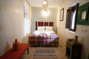 4 bedrooms, iron/ironing board, WiFi - Lovely riad in marrakech in the heart of medina excluisvely for you (Medina)