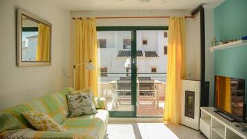 Smart-tv en een open haard