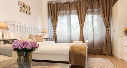 ♥ ️ APPARTEMENT CENTRAL BRIGHT DECO AVEC BALCON ET NETFLIX GRATUIT