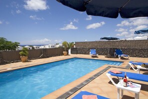 A heated pool - Villas Venus, Jupiter and Neptune (Puerto del Carmen)