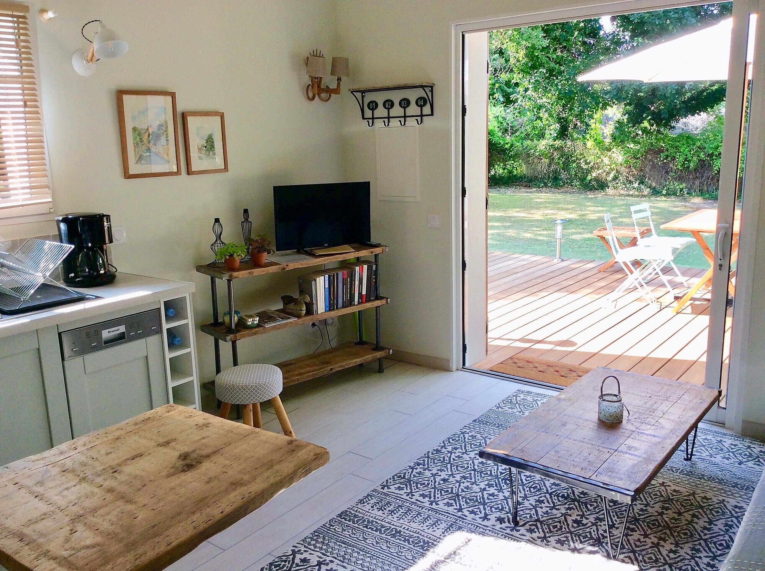 Little charming house, 2/3 people, close to the lake