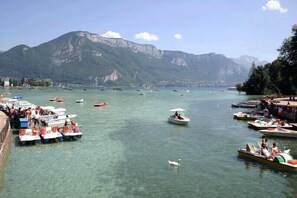 Marina - EXCEPTIONNEL Classified 4****, T3/Private parking/Terrace 35m2/Entrée vieille ville (Annecy)
