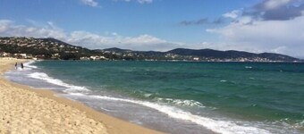 Beautiful 3 rooms magnificent sea view 300 m sandy beach