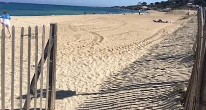 Beautiful 3 rooms magnificent sea view 300 m sandy beach
