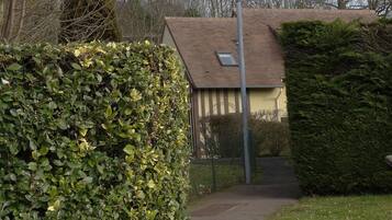 Enceinte de lâhĂ©bergement