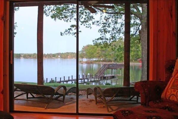 Interior - Mountain Style Log Home Main Channel/Patio/Fire Pit/Lake Equipment Rental/Dock (Terrell)