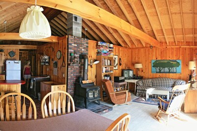 Private cottage on the lake