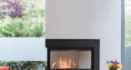 Palms Place— Solar-Powered Luxury Guesthouse