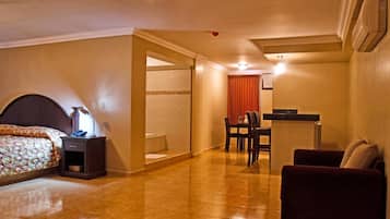 In-room safe, desk, free WiFi, bed sheets