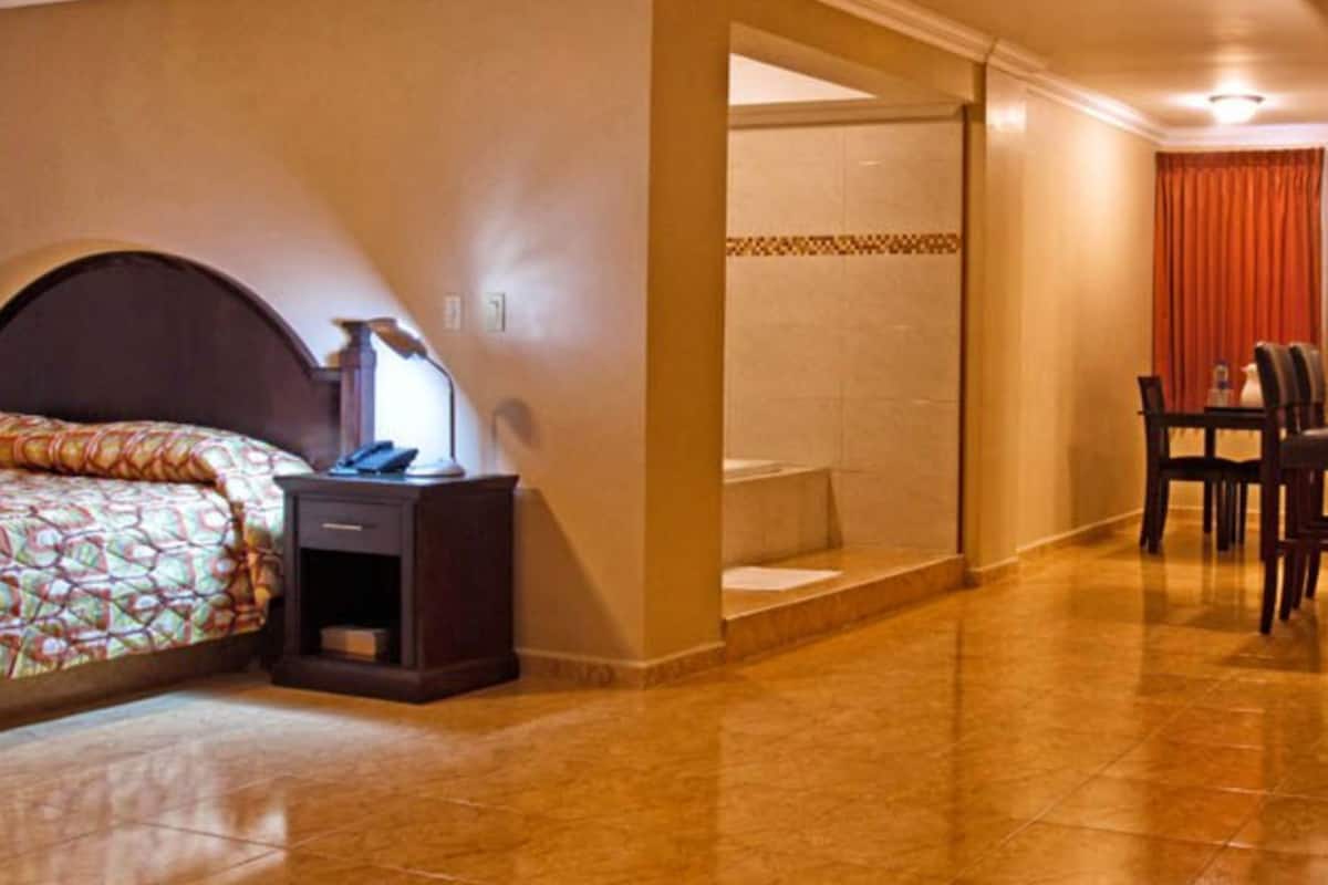 In-room safe, desk, free WiFi, bed sheets