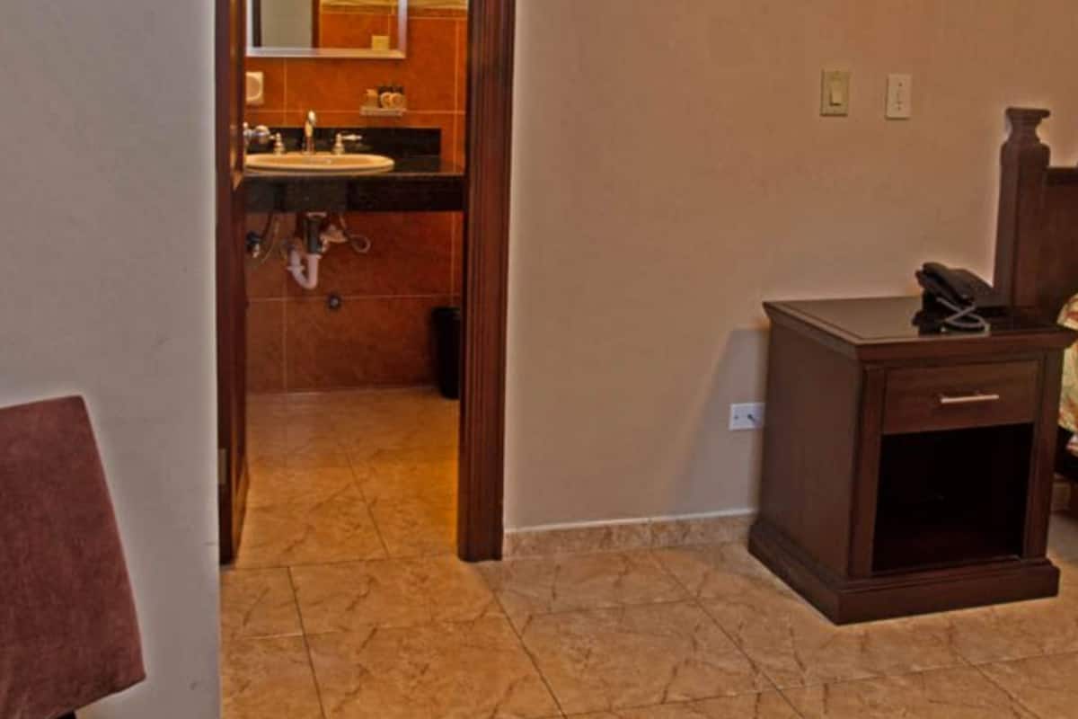 in-room safe, desk, free wifi, bed sheets