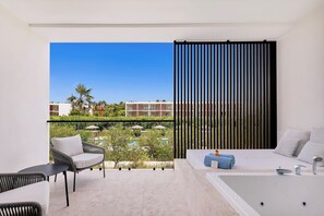 Terrace/patio -  Live Aqua Punta Cana - All Inclusive - Adults Only (Punta Cana)