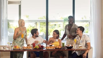 Free daily buffet breakfast