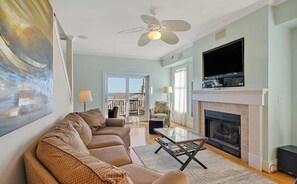 Smart TV, fireplace, DVD player, stereo