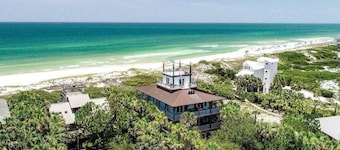 Gulf Front-New Orleans on the beach! Hot Tub,direct beach walkover-NEW SPECIALS!