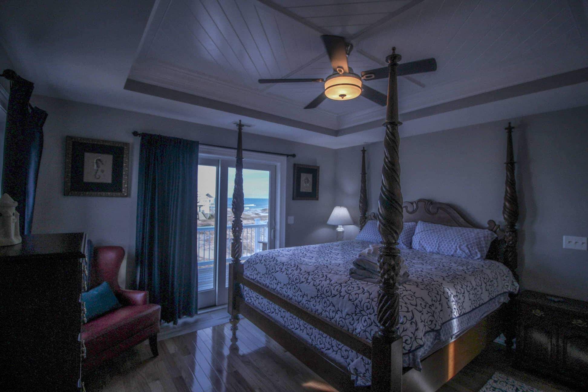 North Shore, Newer Spacious Luxurious 4x4,  Elevator, Pool/Hot Tub 