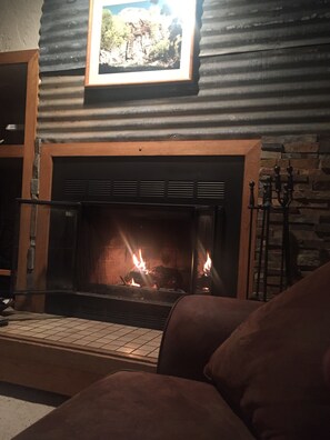 Interior - Walk to town! Indoor pool, sauna, hot tubs. (Winter Park)