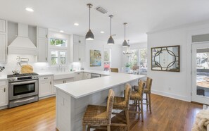 Fridge, microwave, oven, stovetop - Hakuna Matata - 2 Community Pools, Tennis, & Bikes (Santa Rosa Beach)