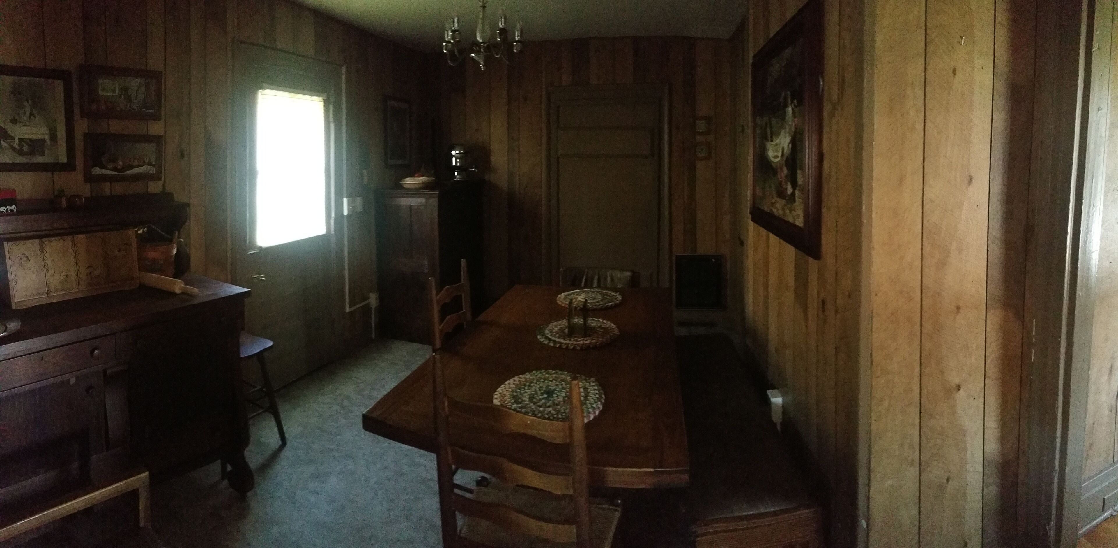 Peaks of Otter Winery and Orchards