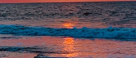 Beach nearby, beach towels