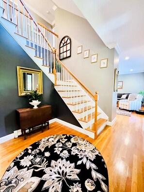 Interior - NEWLY RENOVATED! 5-Star, Edgartown Colonial with Central AC (Edgartown)
