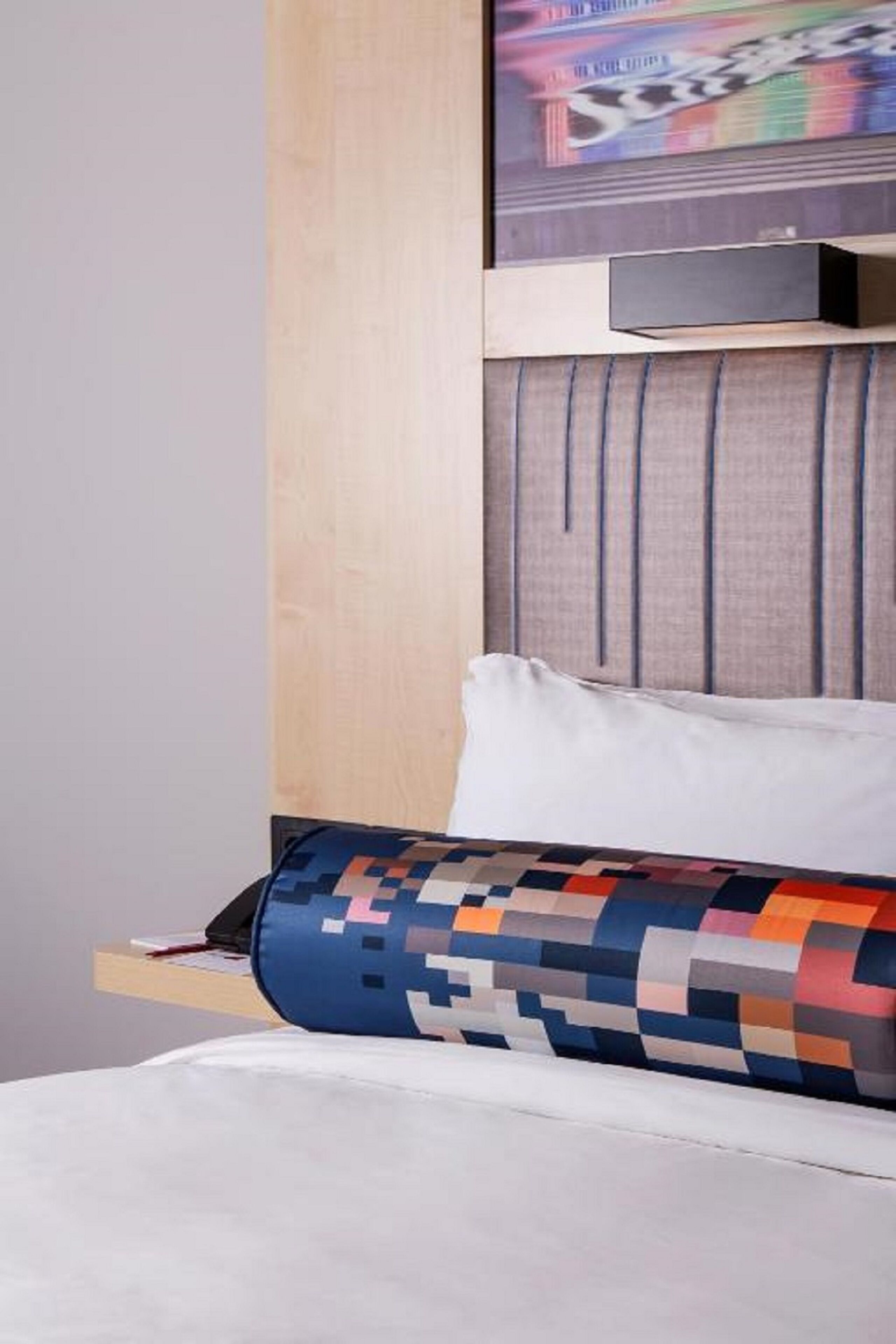 Hypo-allergenic bedding available, down comforters, pillowtop beds