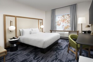 In-room safe, desk, laptop workspace, blackout curtains - Fairfield Inn & Suites by Marriott New Orleans Metairie (Metairie)