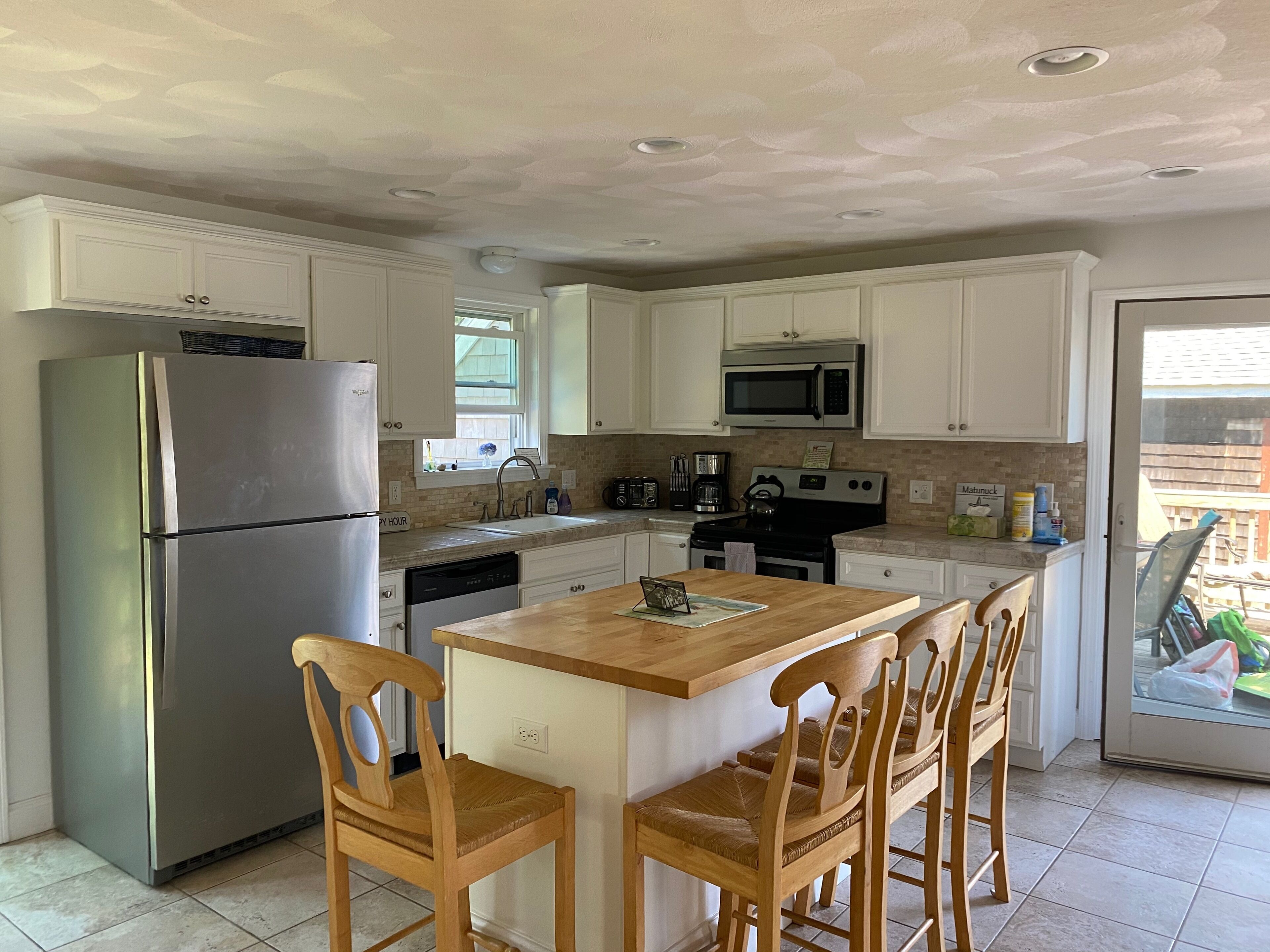 Private Home in scenic Matunuck, RI within walking distance to Town Beach