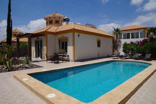 VILLA CHANNELLE
