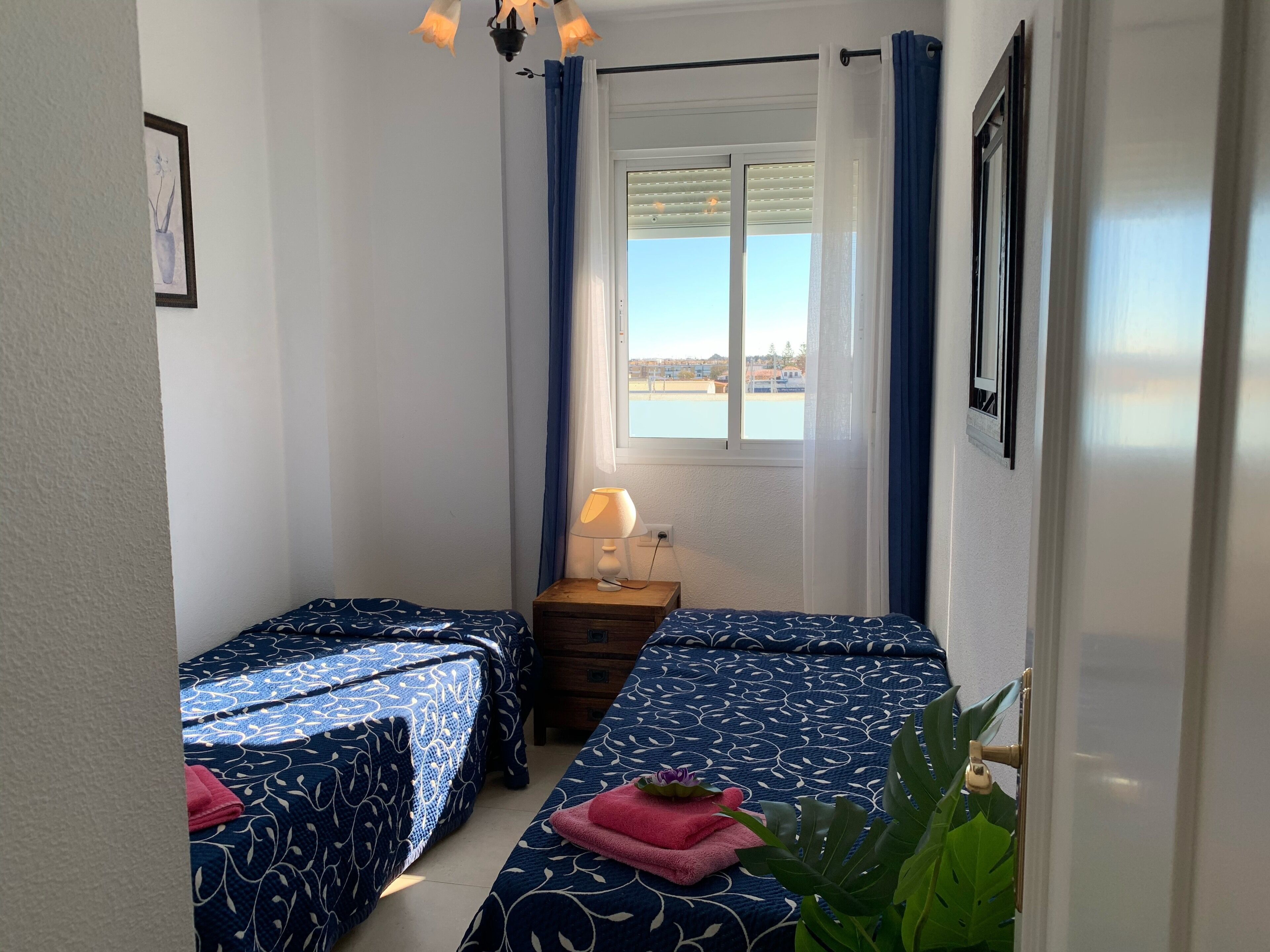 Ayamonte Luxury Penthouse Apartment Private Roof Terrace & Views Of Marina.