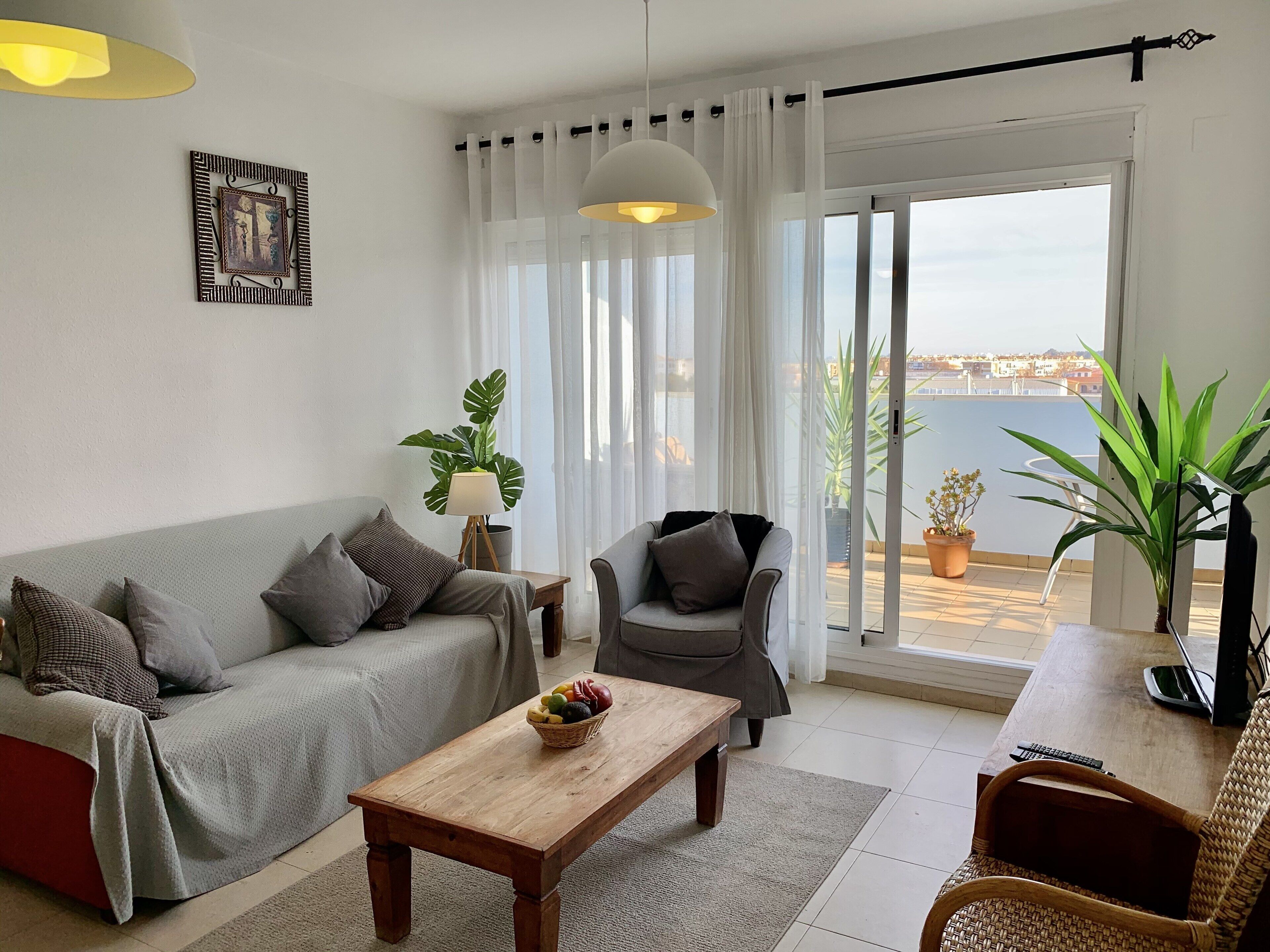 Ayamonte Luxury Penthouse Apartment Private Roof Terrace & Views Of Marina.