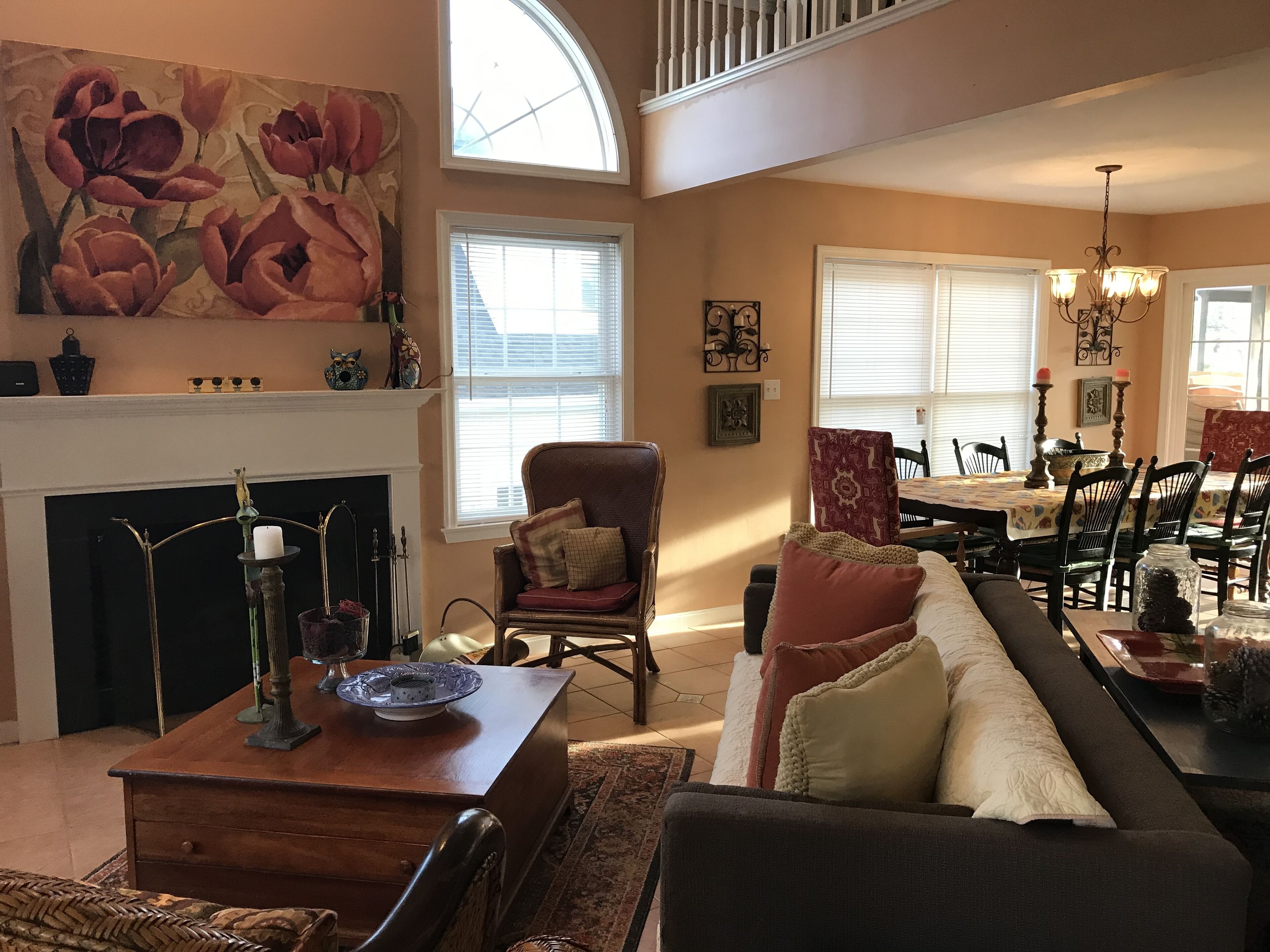 Family Friendly Home Close to the BOOTIFUL Beach!  Great location! Lots of room!