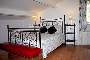 2 chambres, fer et planche Ă repasser, lit parapluie, Wi-Fi gratuit