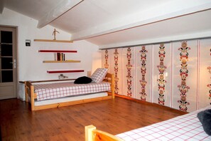 2 多间卧室、熨斗/熨衣板、旅行婴儿床、免费 WiFi