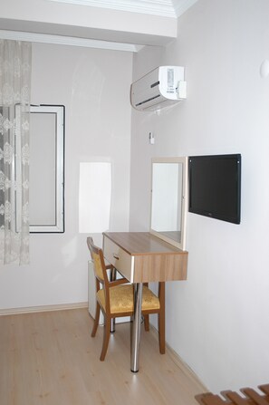 家庭房 | 起居区 | 液晶电视