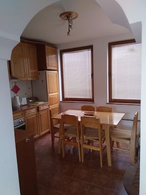 Dining - Spacious, Well-Equipped Villa With Stunning Views & Multiple Leisure Opportuni (Batak)
