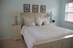 1 bedroom, iron/ironing board, travel cot, WiFi