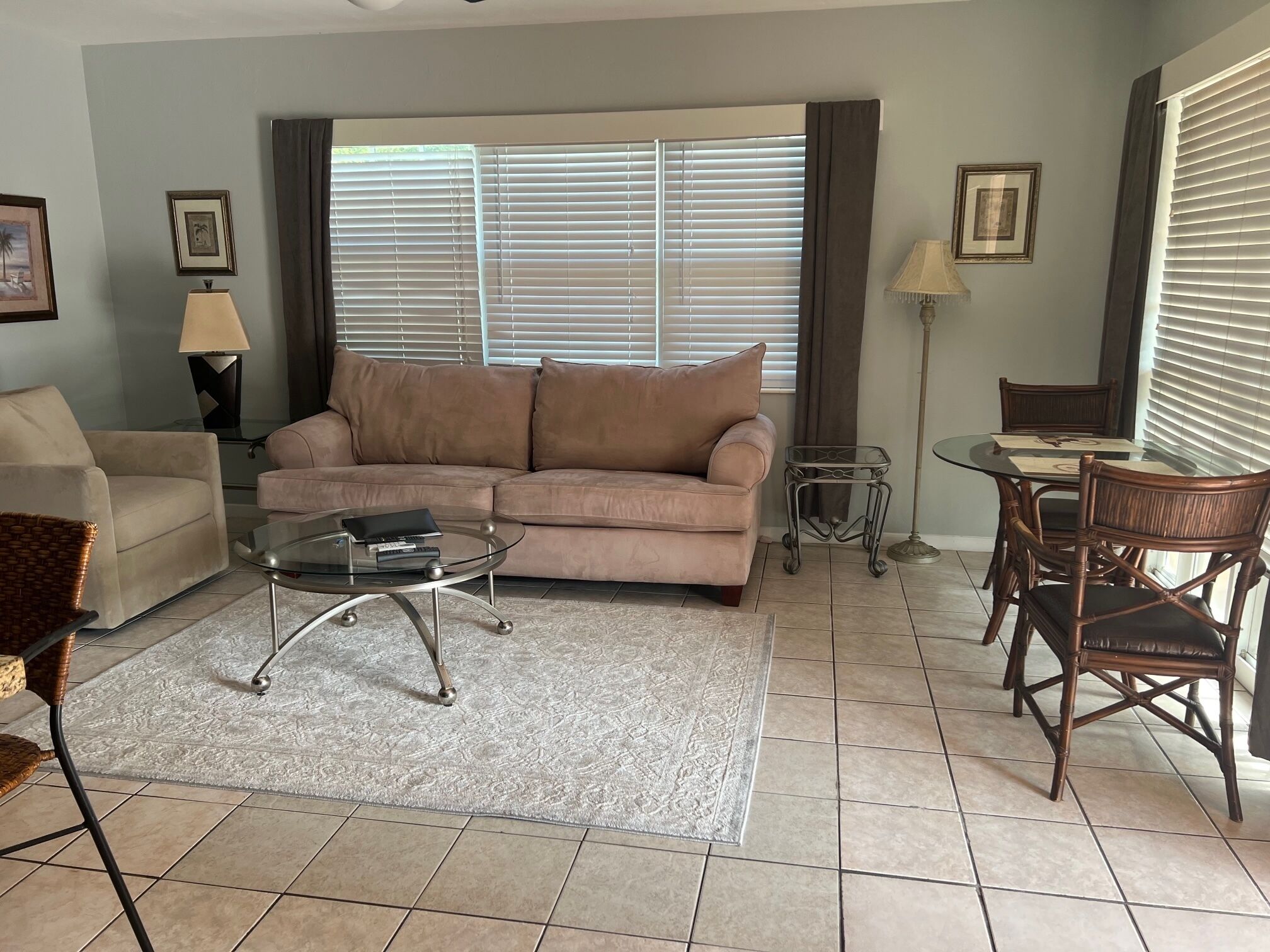 Precio Con Descuento De Otoño: Increíble 1 Dormitorio, A Media Cuadra De La Playa - Tamarac