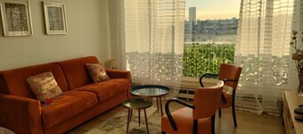 Paris 15 Tour Eiffel: Champs de Mars - Tour Eiffel