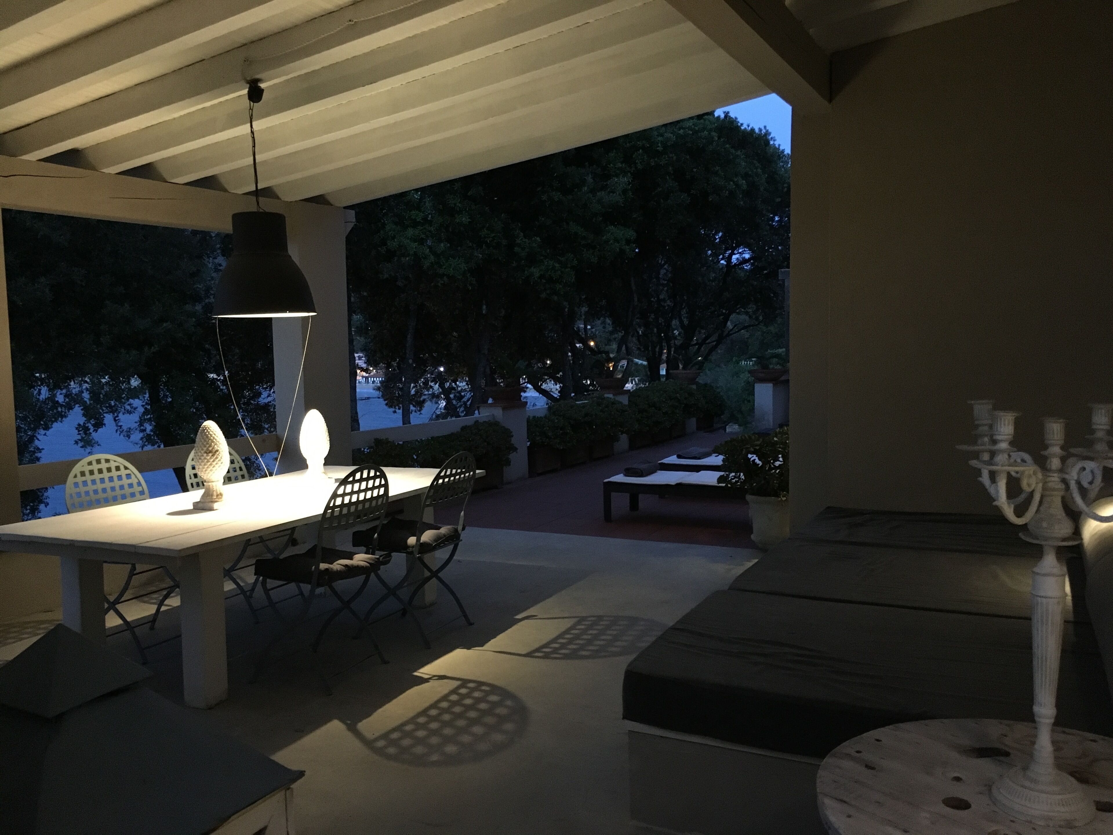 SEPTEMBER'S LAST SECOND DEAL IN AN ELBA'S SEA VIEW ASTONISH VILLA