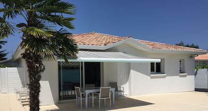Am Rande des Beckens von Arcachon, kürzlich Villa 4/6 Personen mit Schwimmbad