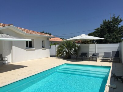 At the edge of the Arcachon basin, recent villa 4/6 persons with swimming pool  