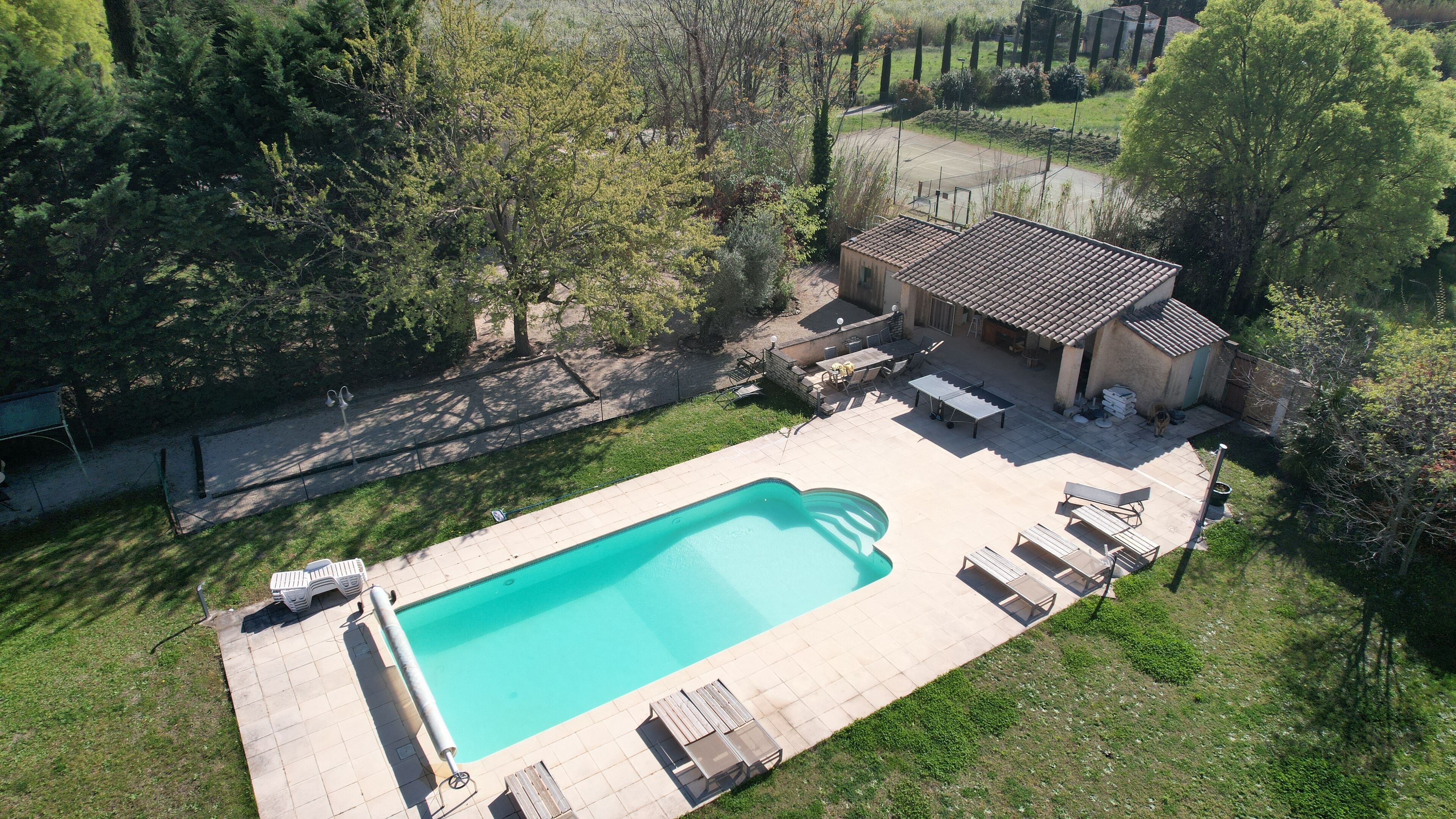 Piscine extérieure, piscine chauffée