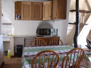 تناول الطعام