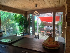 Dining - Villa "Les Paillous" in 3 modules. (Lacanau)