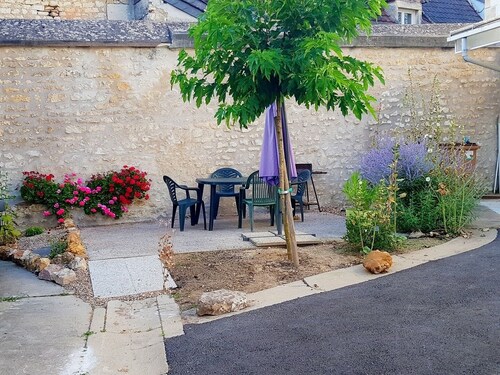 Holidays in Pouilly / Loire overlooking the Loire and the vineyards classified 2 stars 